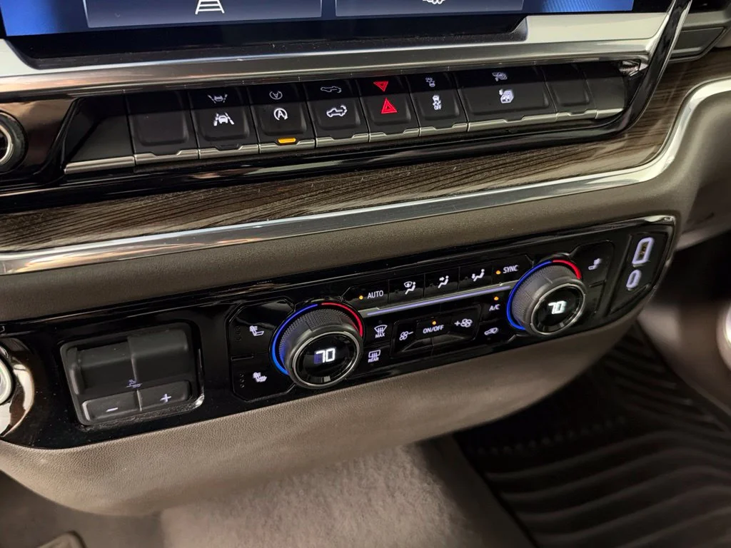 Used 2025 Blue Chevrolet LT image 41