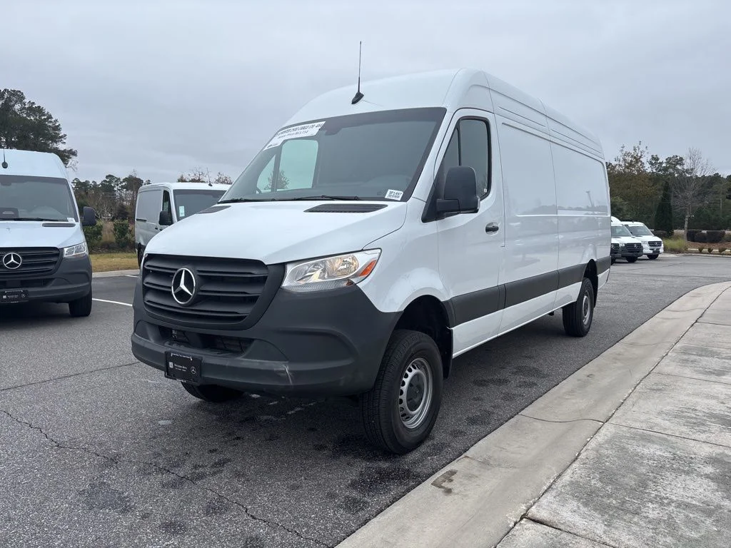 Used 2024 Arctic White Mercedes-Benz Cargo 170 WB image 7