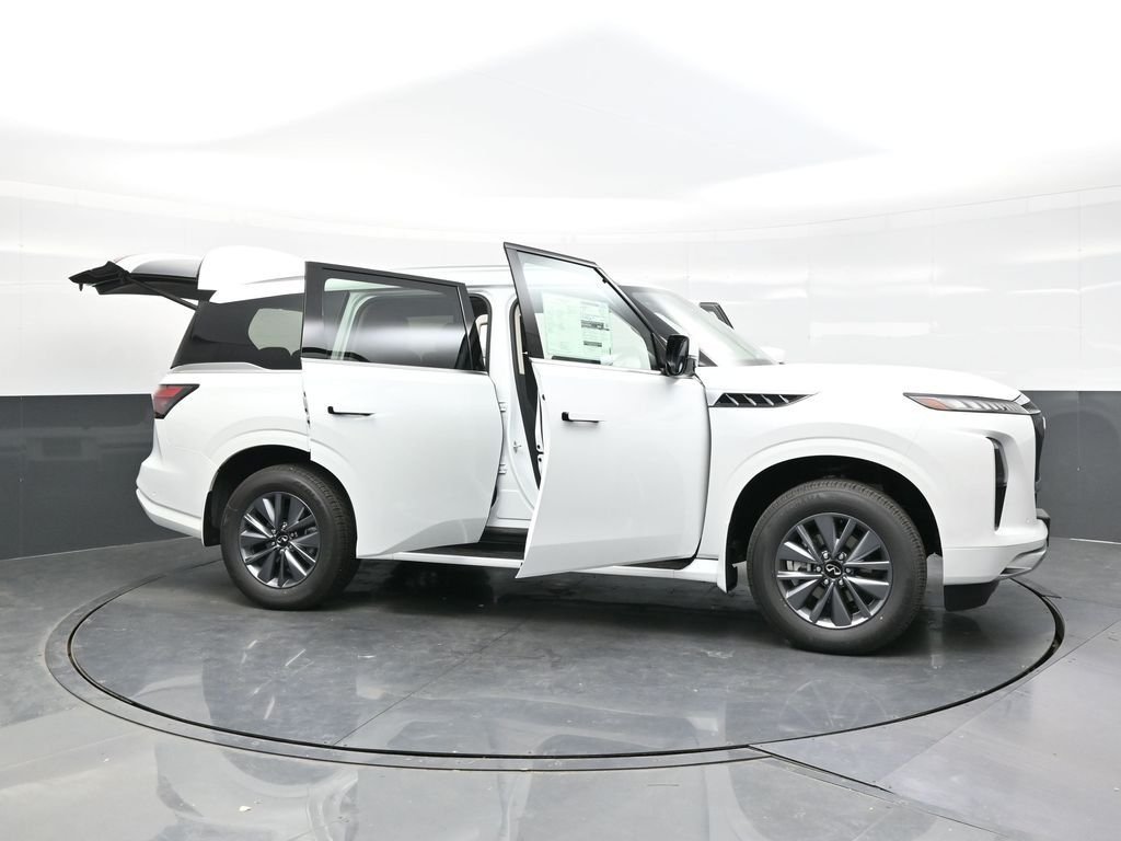 New 2026 White INFINITI PURE image 61