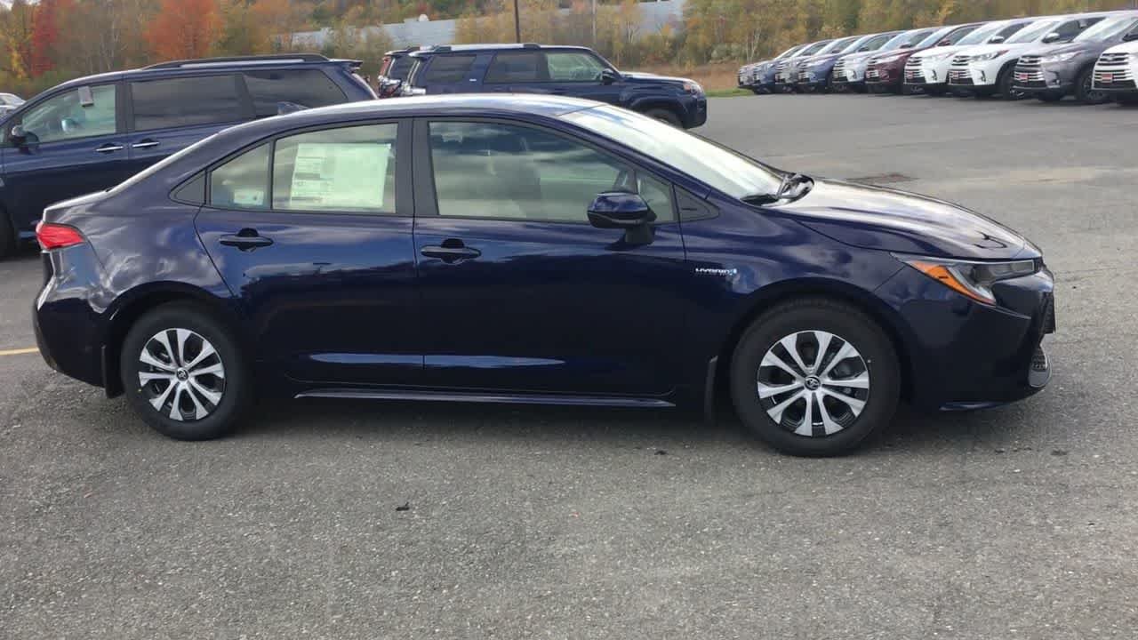 Used 2020 Blueprint Toyota Hybrid LE image 2