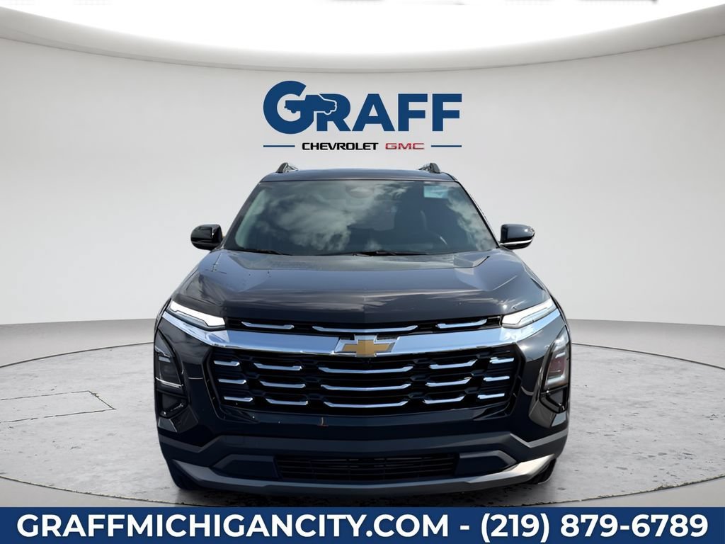 2027 Chevrolet Equinox LT - Photo 8