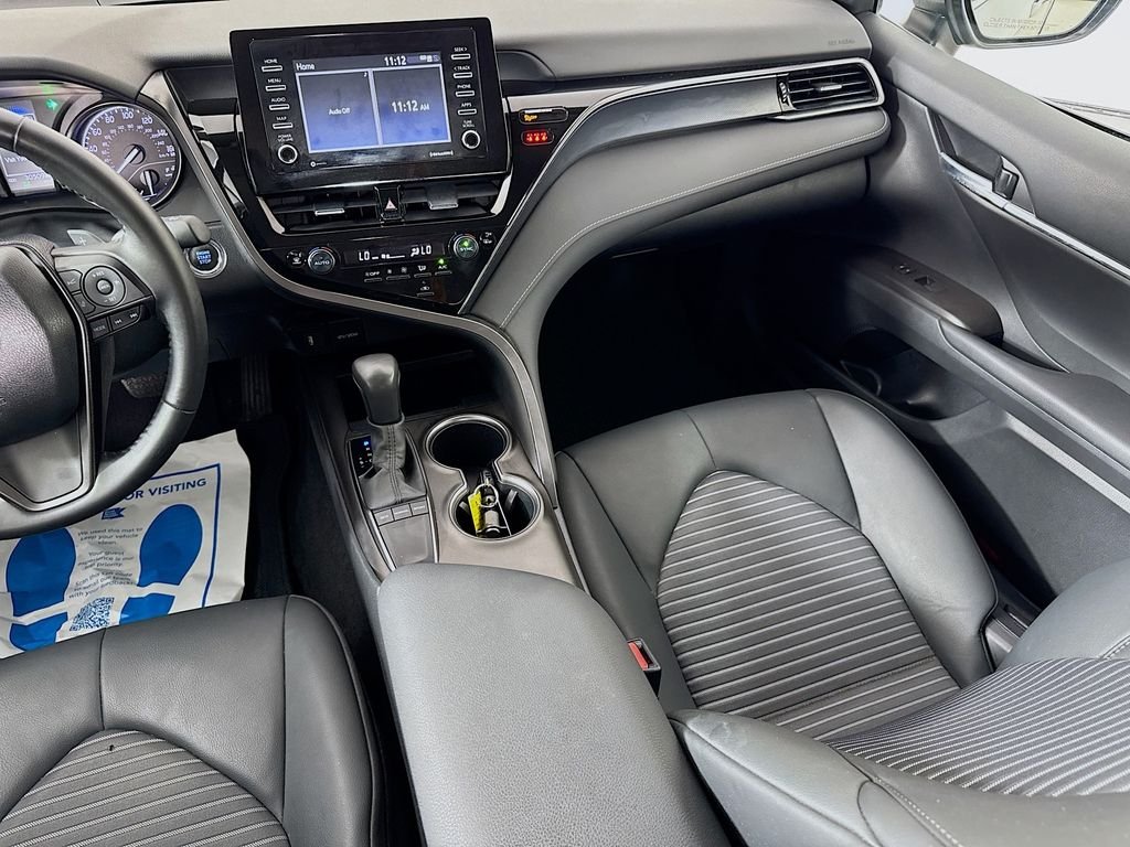 Used 2024 Ice Toyota SE image 27