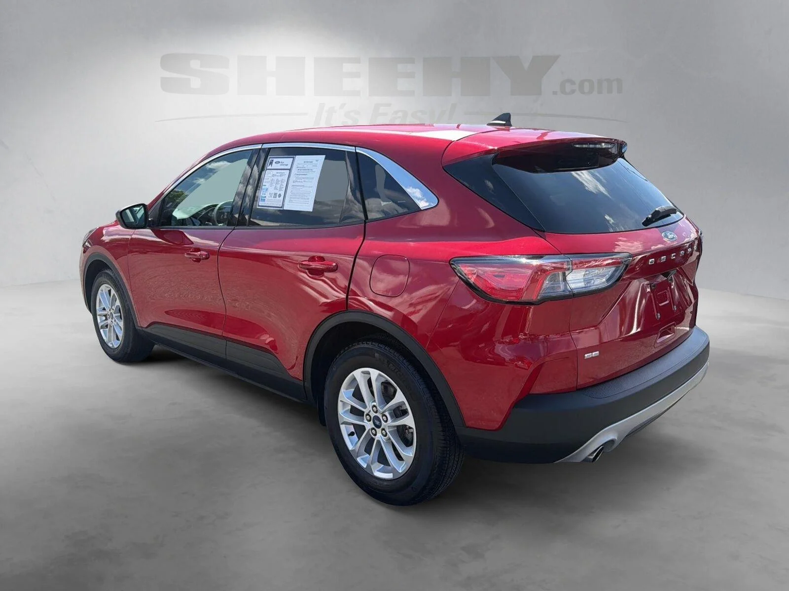 Used 2022 Rapid Red Metallic Tinted Clearcoat Ford SE image 13