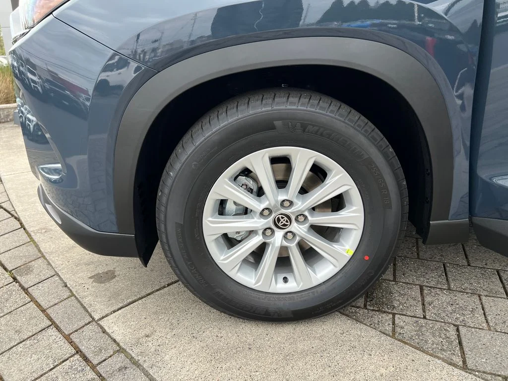 New 2026 Storm Cloud Toyota XLE image 18