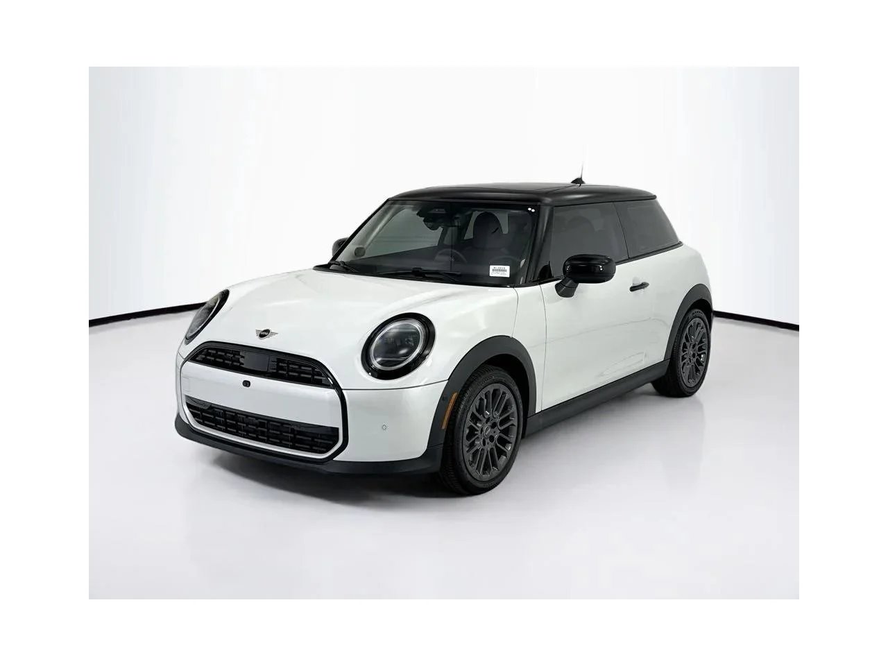 New 2026 Nanuq White Metallic MINI ICONIC image 1