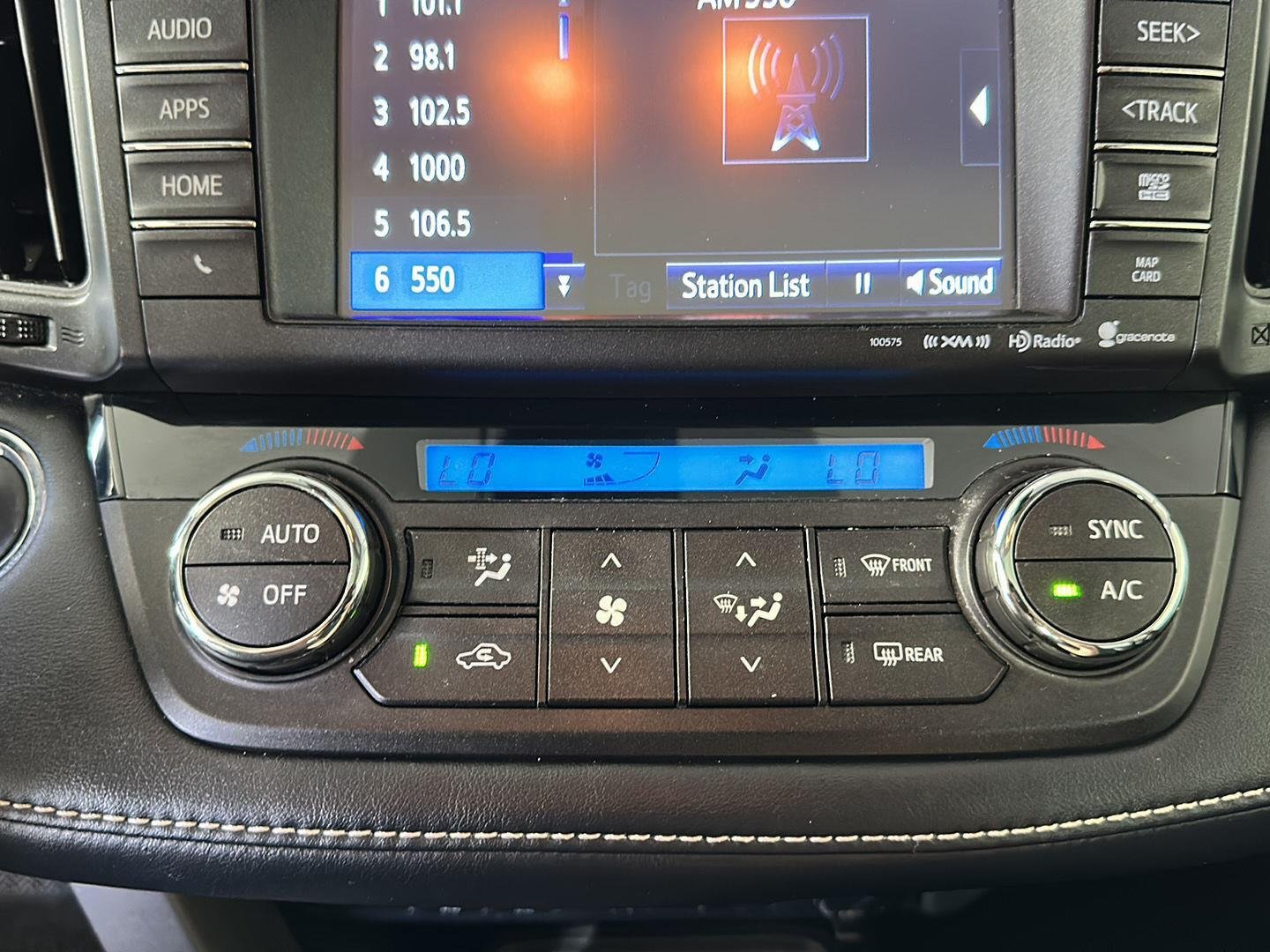 Used 2018 Pearl Toyota Limited image 17