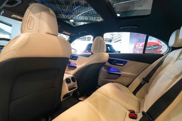 New 2026 Polar White Mercedes-Benz C 300 image 44