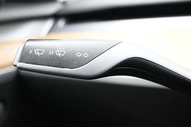 Used 2023 White Tesla Base image 17