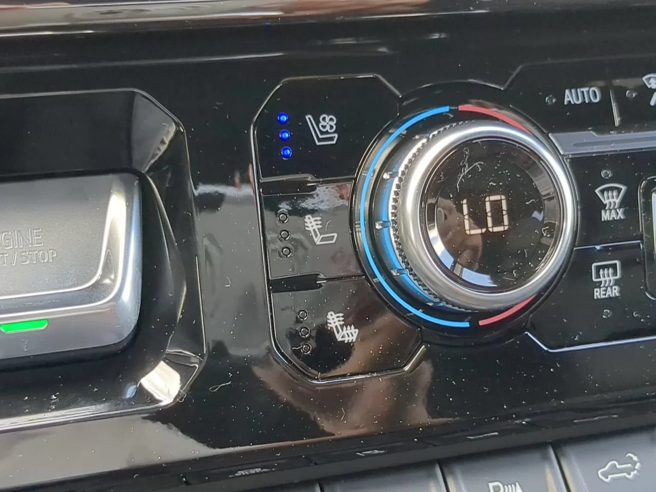 2026 GMC Sierra 2500HD AT4 - Photo 23