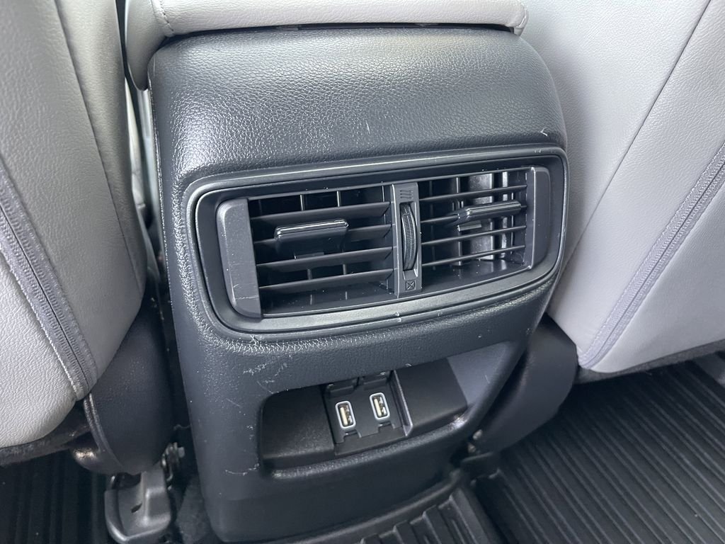 Used 2022 Red Honda EX-L image 16
