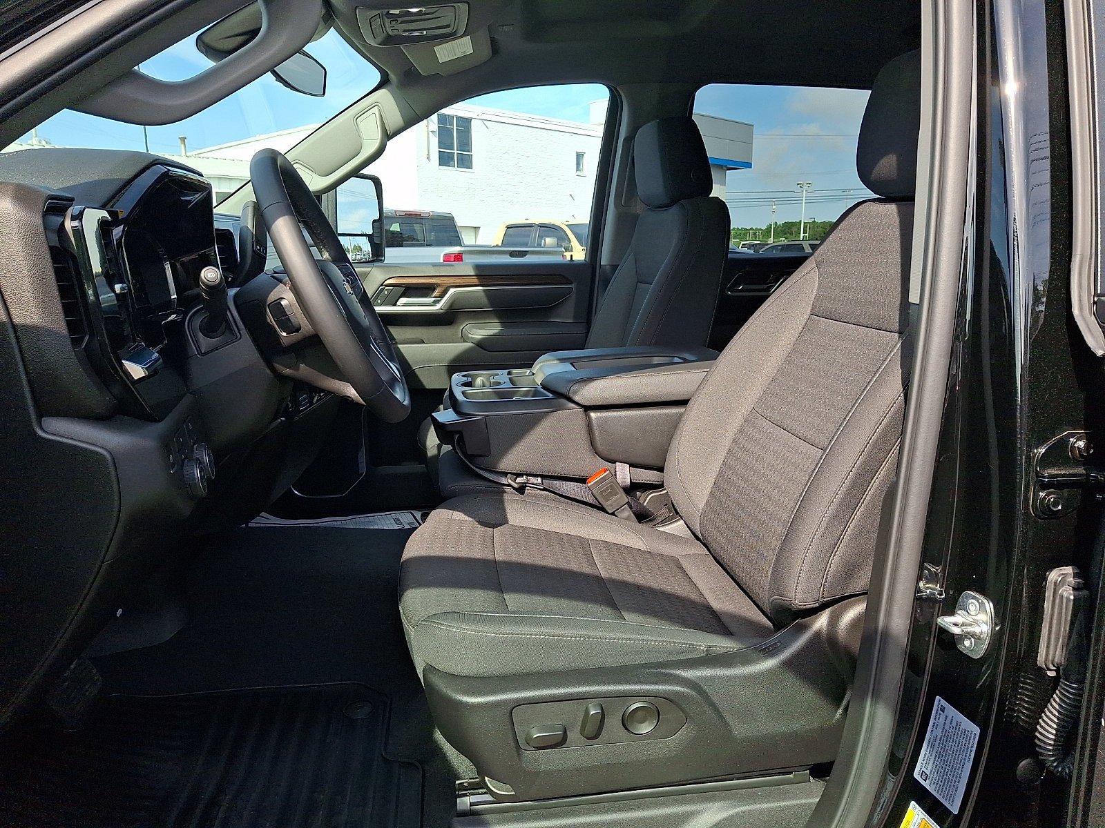 Used 2025 Black Chevrolet LT image 13