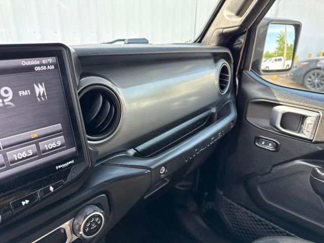 Used 2020 Black Jeep Unlimited Sport S image 10