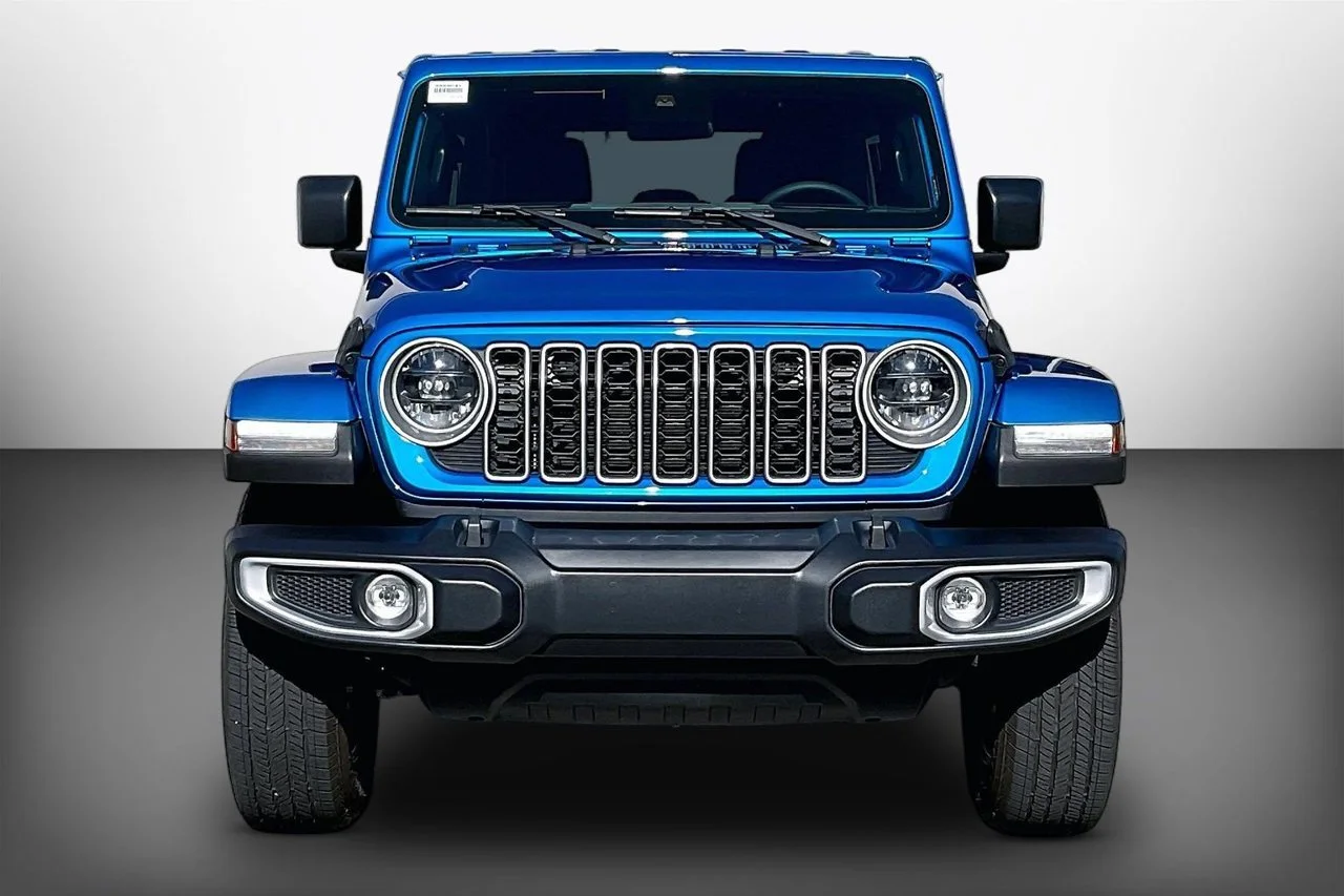 Certified Used 2025 Blue Jeep Sahara image 3