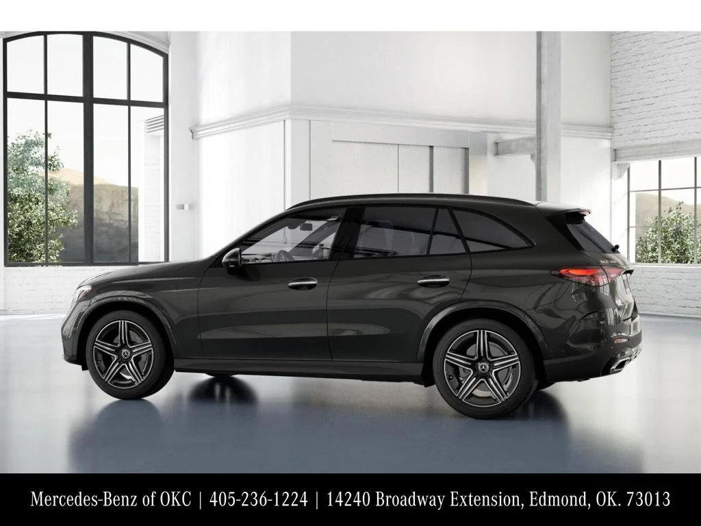 Used 2026 Gray Mercedes-Benz GLC 300 image 32
