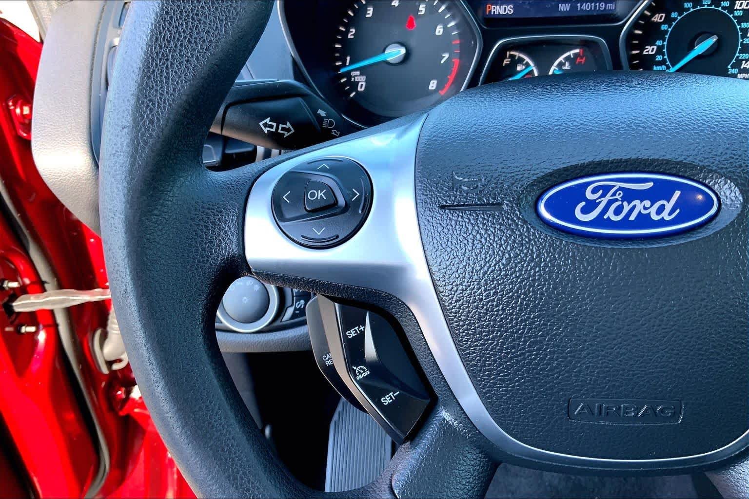 Used 2015 Ruby Red Metallic Tinted Clearcoat Ford SE image 20