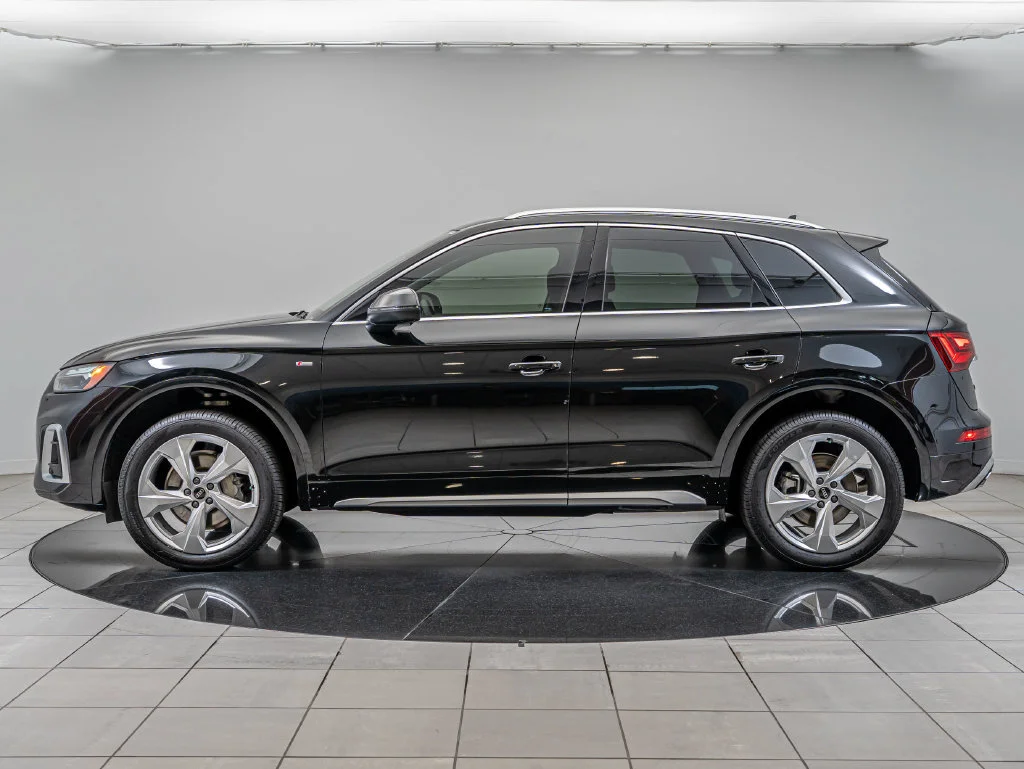 Used 2023 Mythos Black Metallic Audi 45 S line Premium image 5