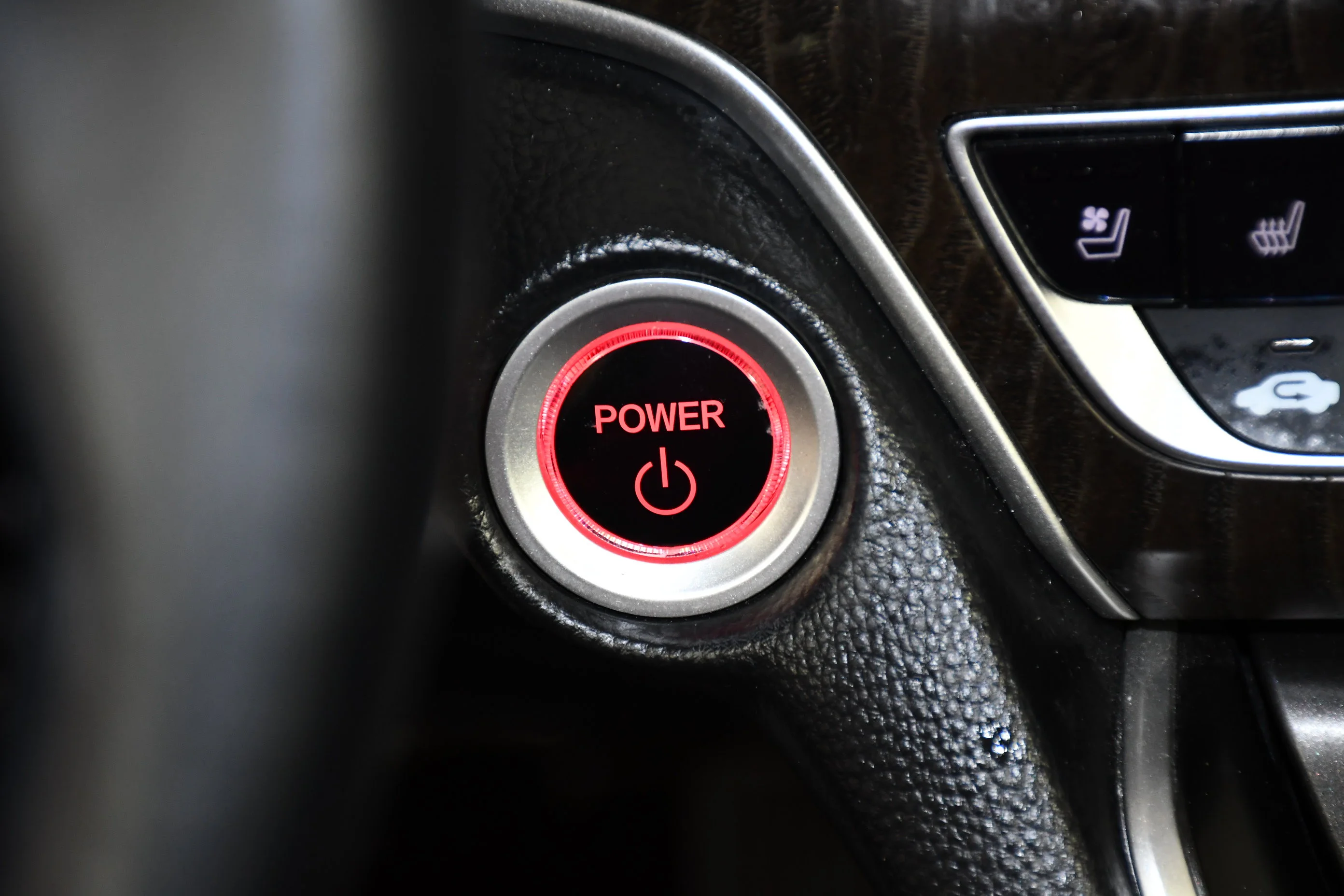 Used 2021 Platinum White Pearl Honda Touring image 18