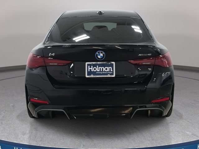 Used 2025 Black Sapphire Metallic BMW xDrive40 image 7