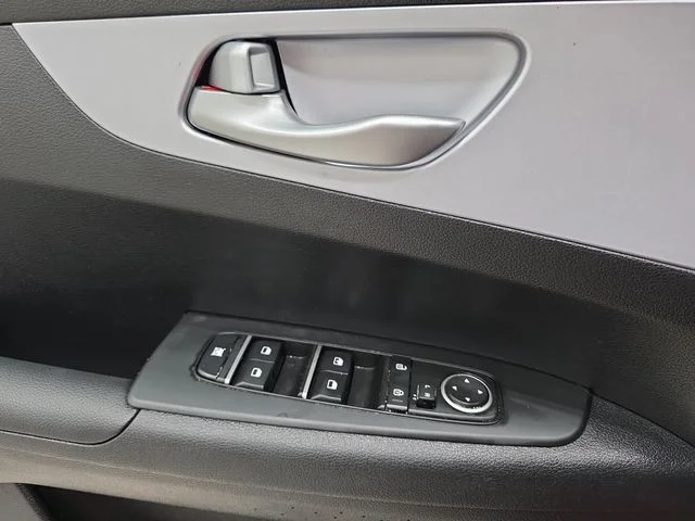 Certified Used 2024 Currant Red Kia LXS image 28