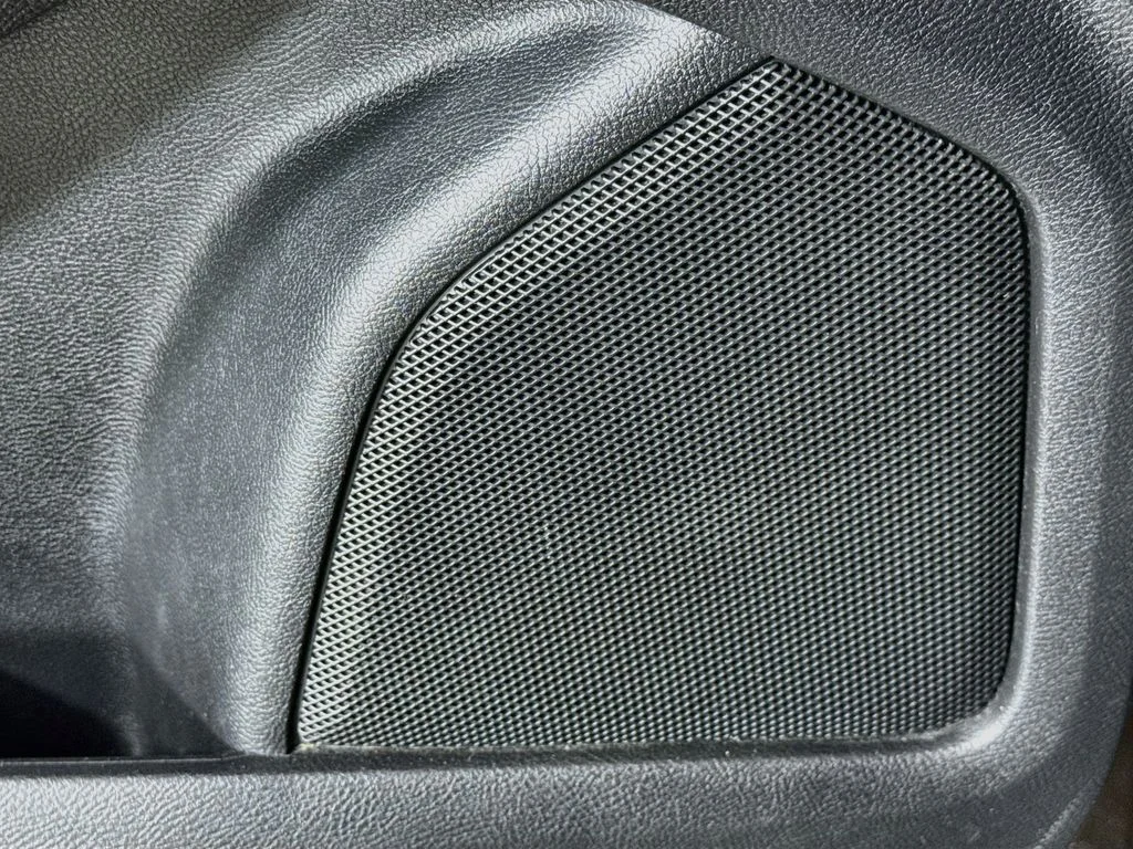 Used 2016 Gray Ford Titanium image 22