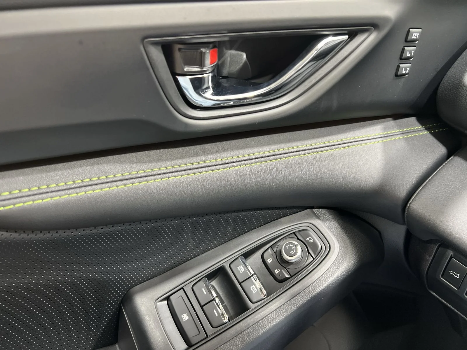 2025 Subaru Ascent Onyx Edition-Touring - Photo 13