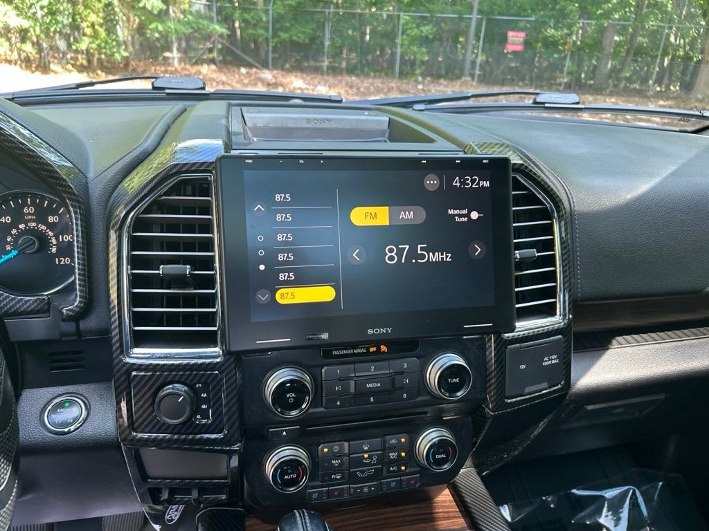 Used 2015 Black Ford Lariat image 17
