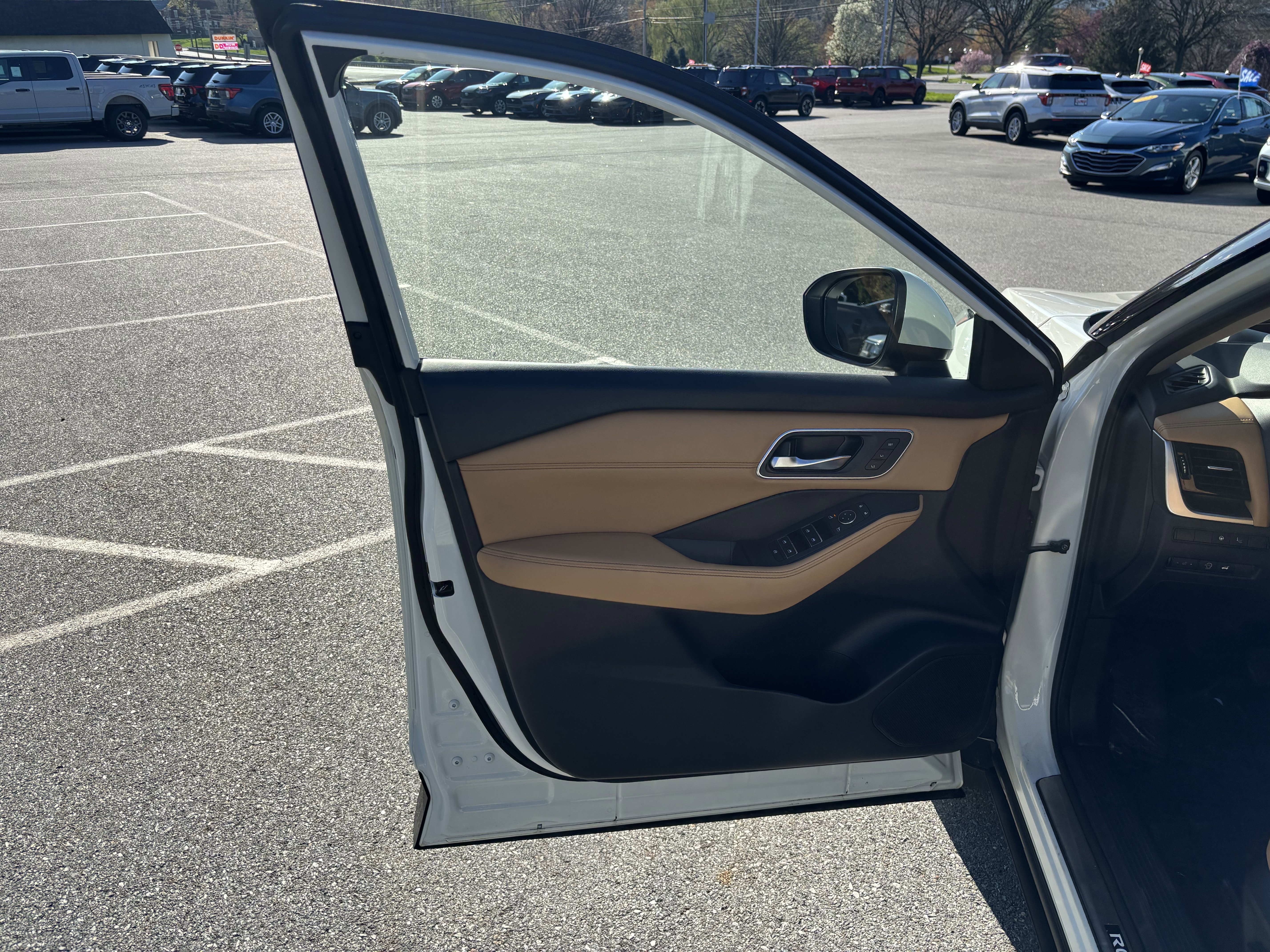 2023 Nissan Rogue Platinum - Photo 12