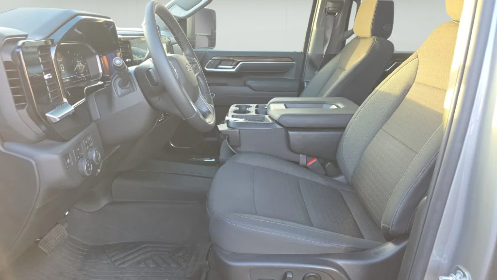 Used 2025 Gray Chevrolet LT image 14