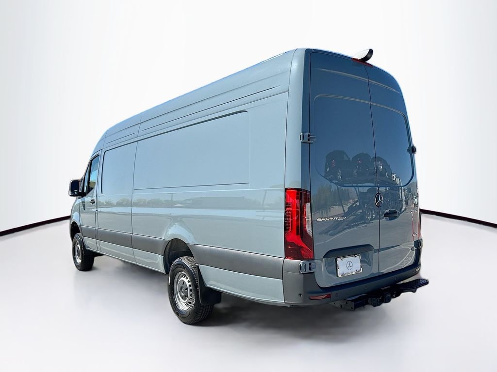 New 2026  Mercedes-Benz Cargo 170 WB image 7