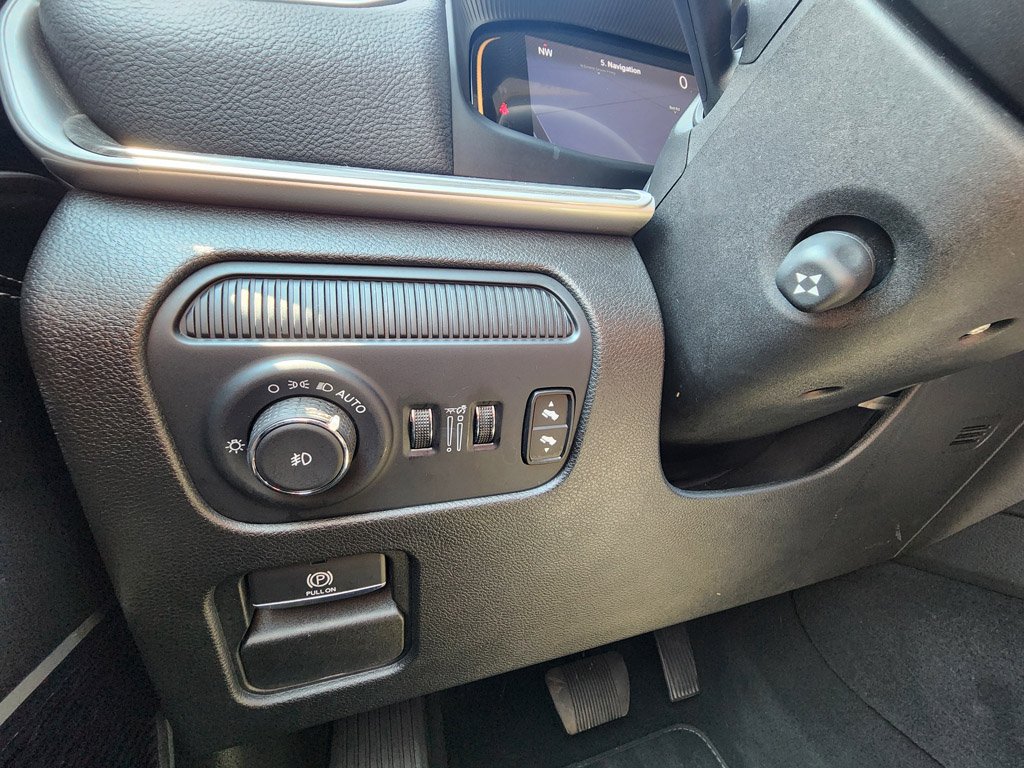 Used 2024 Bright White Clearcoat Jeep Series II image 33