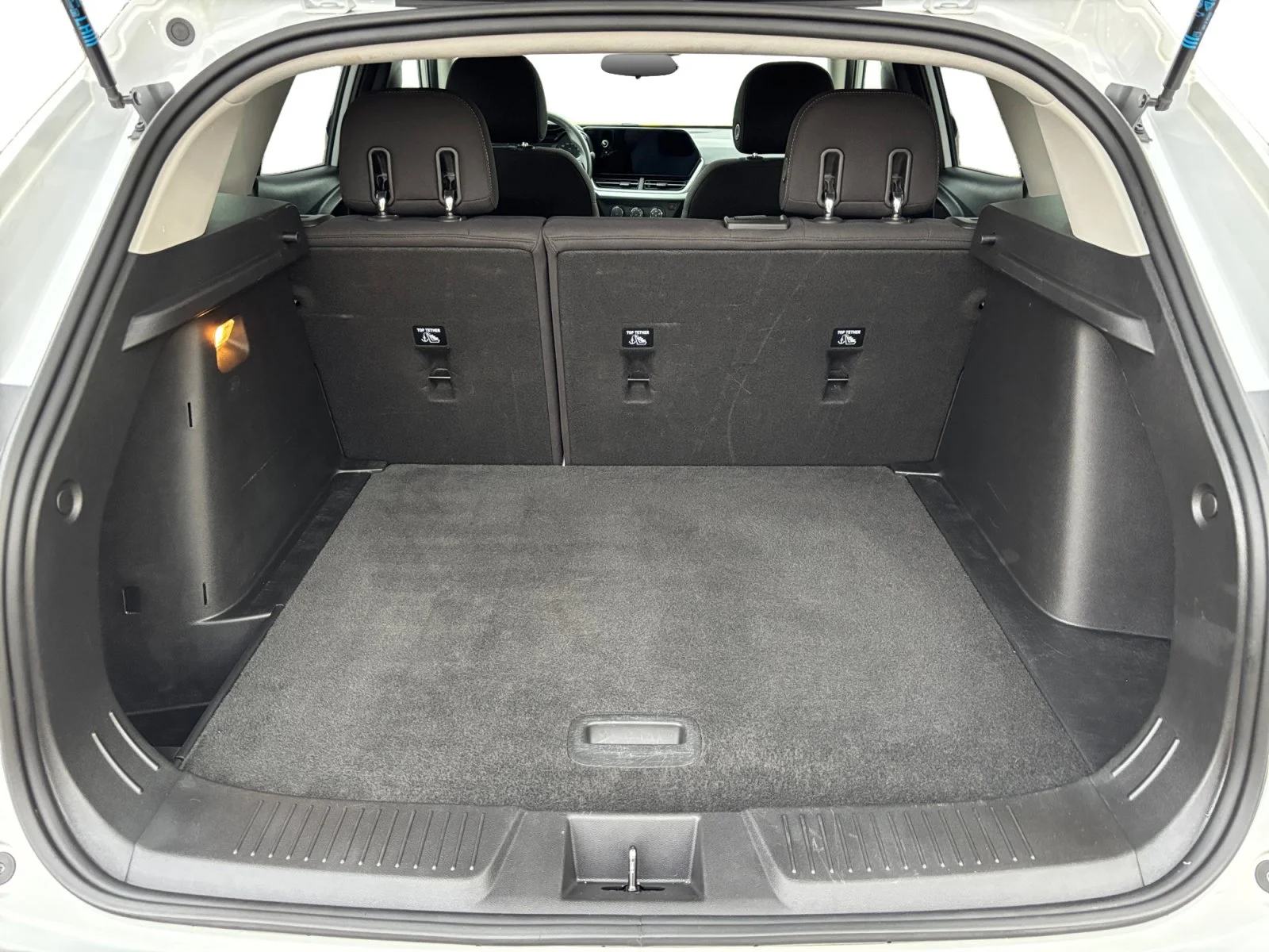 Used 2024 White Chevrolet LS image 19