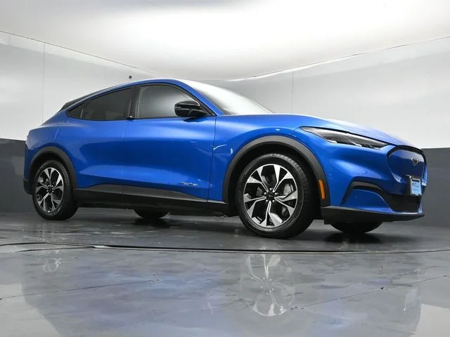 Certified Used 2025 Velocity Blue Metallic Ford Select image 35
