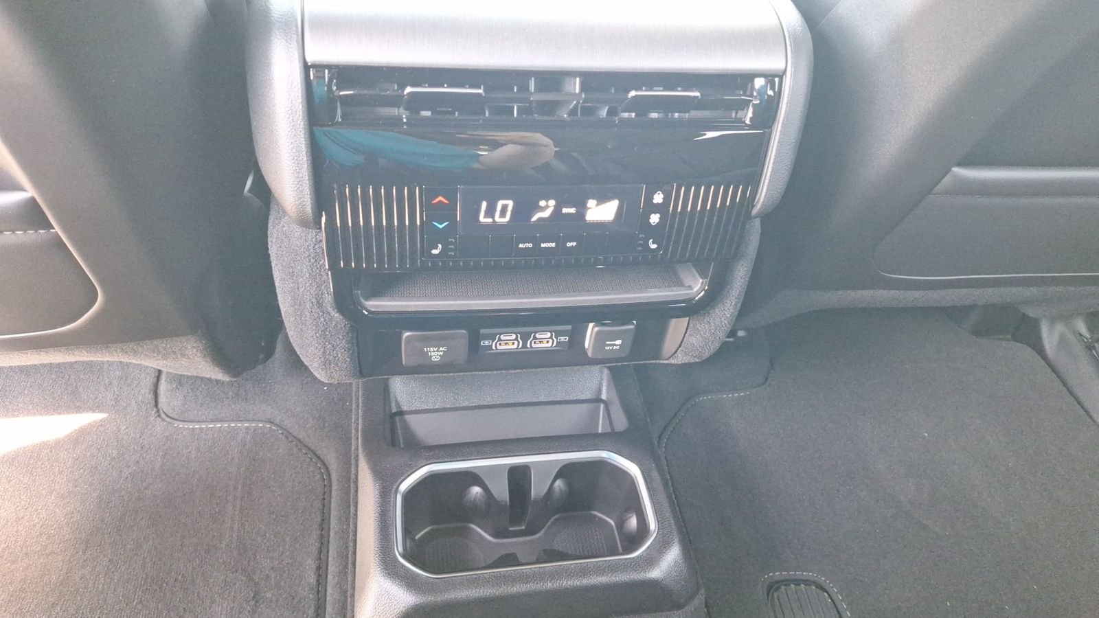 New 2026 Steel Blue Exterior Paint Jeep Limited Reserve image 14