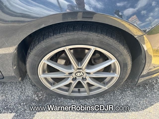 Used 2012 Black Ford SEL image 7