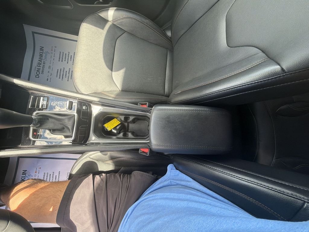 Used 2023 Blue Jeep Latitude Lux image 20