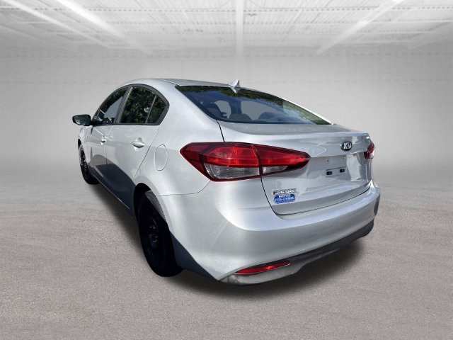 Used 2018 Silky Silver Kia LX image 5