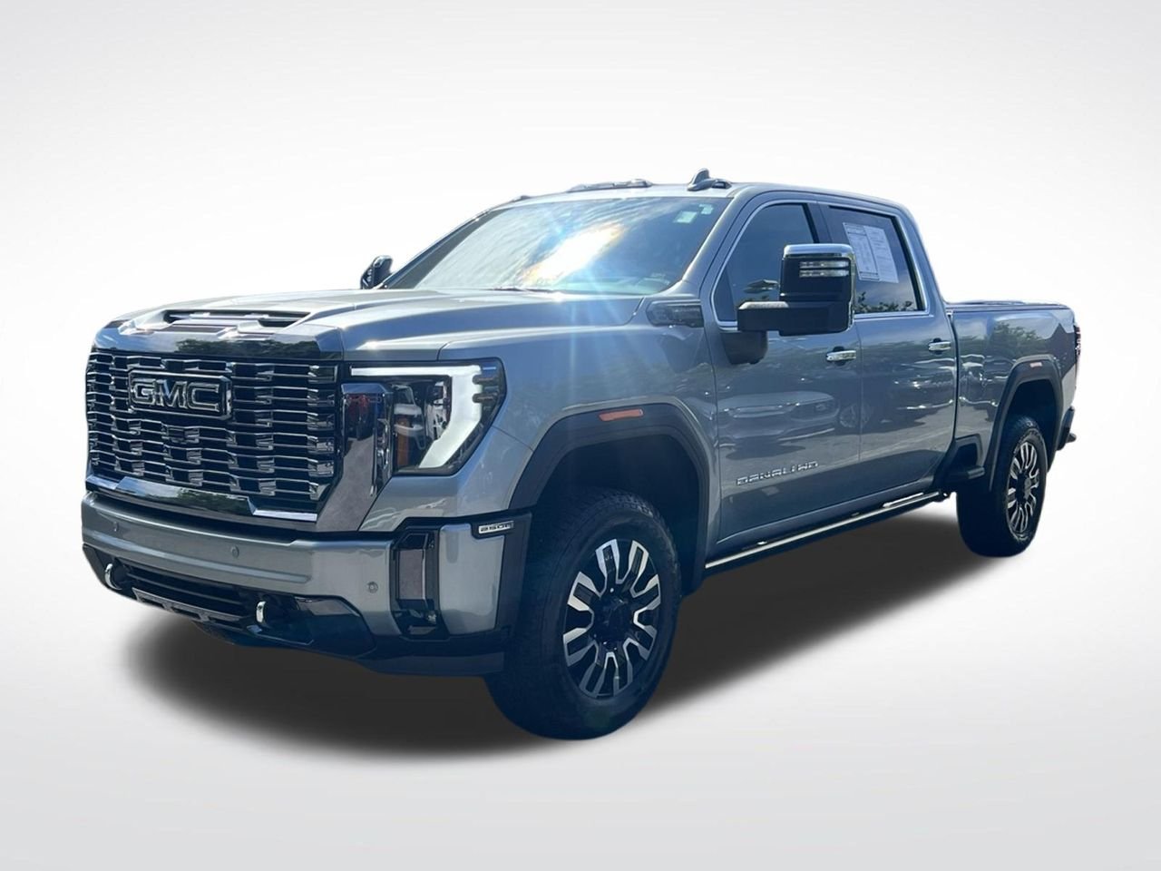 Used 2024 Silver GMC Denali Ultimate image 2