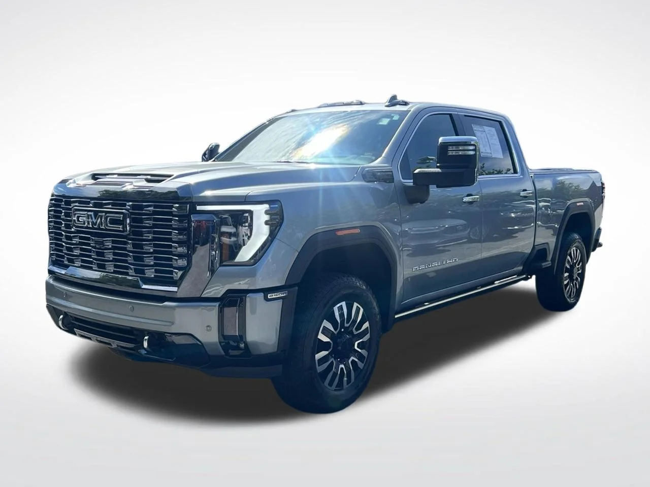 Used 2024 Silver GMC Denali Ultimate image 2