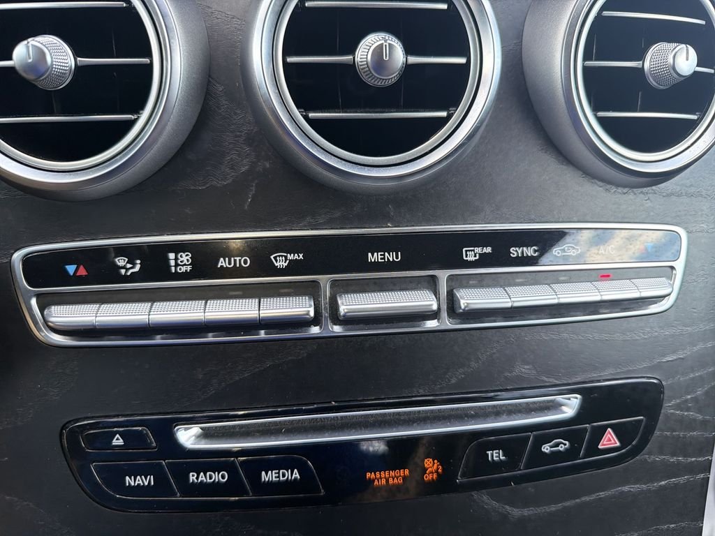 Used 2018 Black Mercedes-Benz GLC 300 image 24