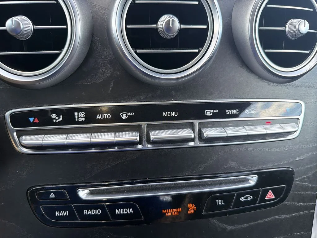 Used 2018 Black Mercedes-Benz GLC 300 image 24