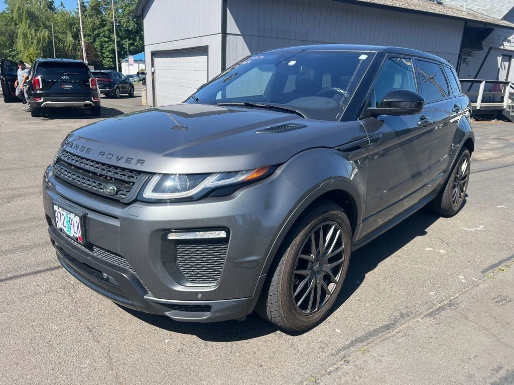 Used 2018 Gray Land Rover Landmark Edition image 2