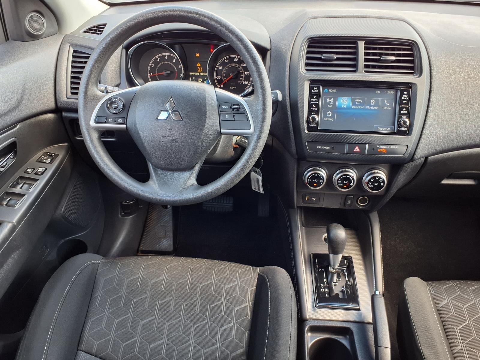 Used 2024  Mitsubishi S image 5