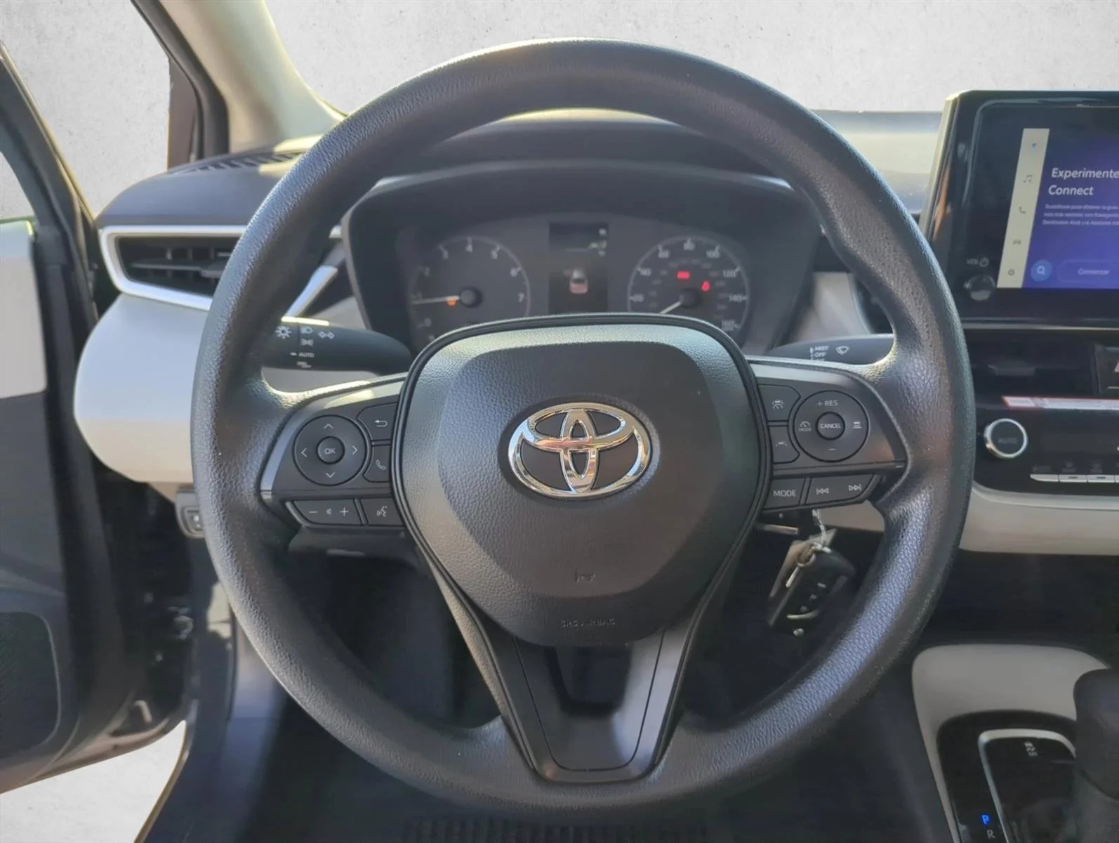Used 2025 Underground Toyota LE image 16