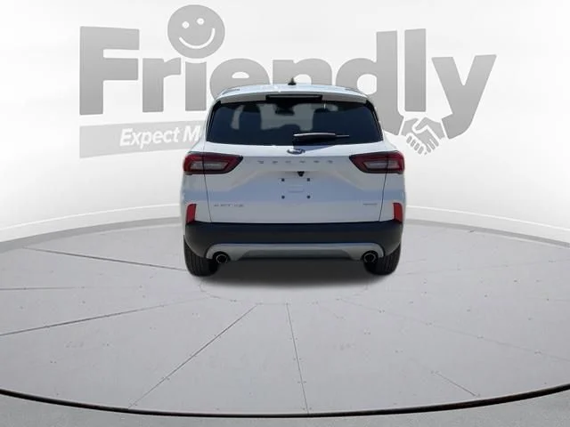 Used 2025 Oxford White Ford Active image 8
