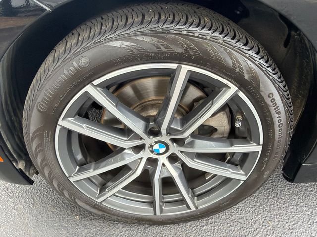 Used 2020 Black BMW 330i image 11