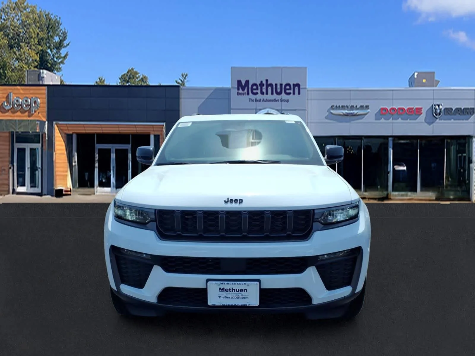 New 2026 Bright White Clearcoat Jeep Limited image 2
