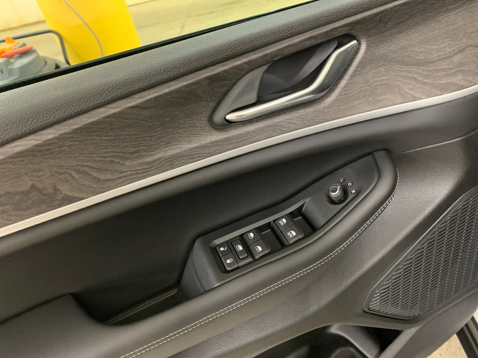 New 2026 Bright White Jeep Altitude image 11