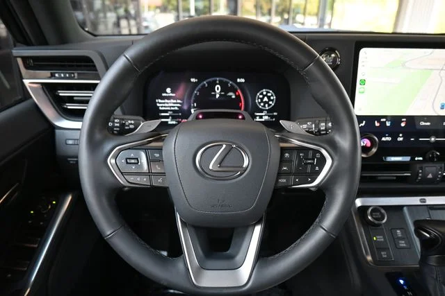 Certified Used 2024 INCOGNITO Lexus 550 Premium+ image 25