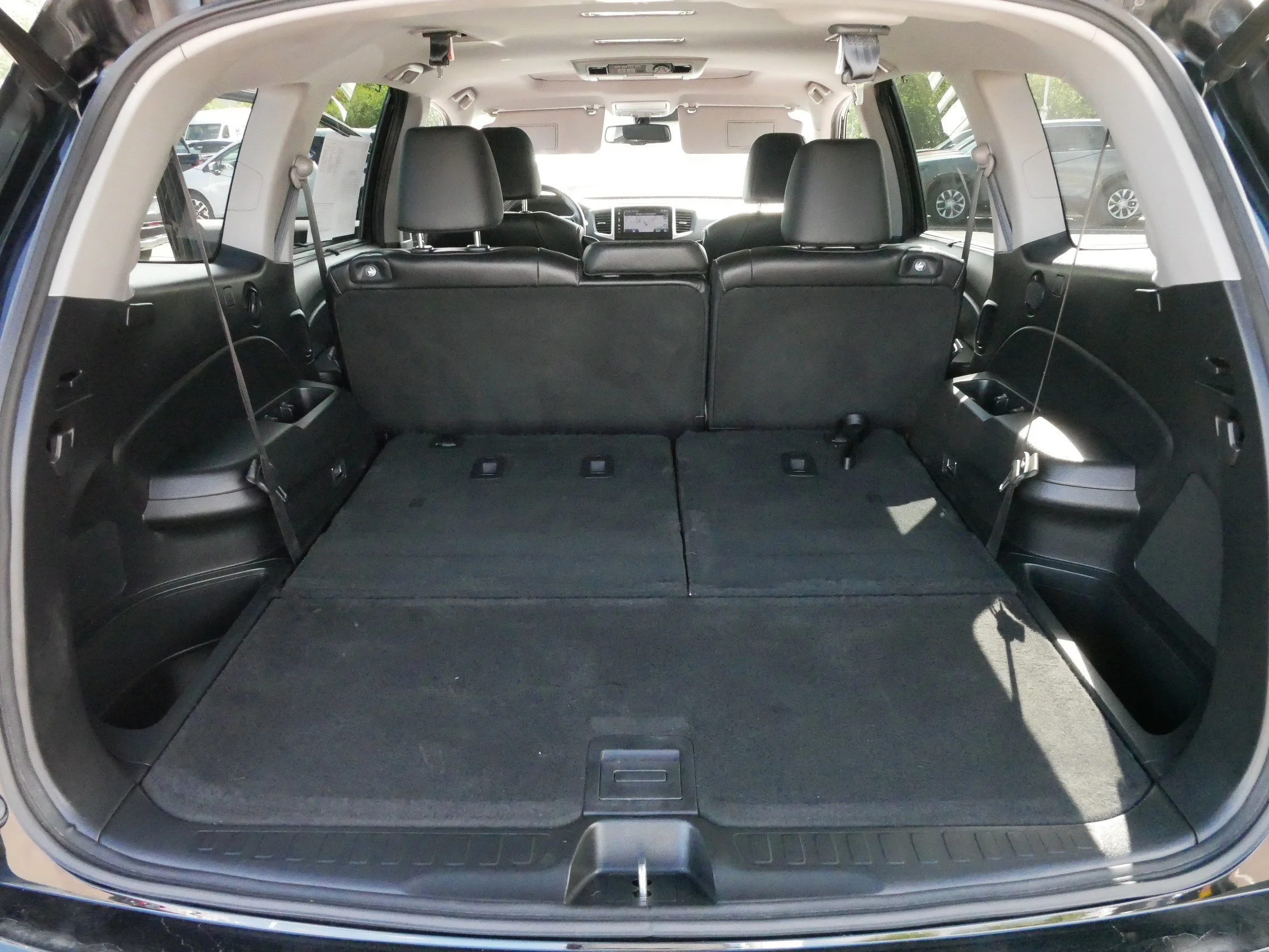 2018 Honda Pilot Touring - Photo 18