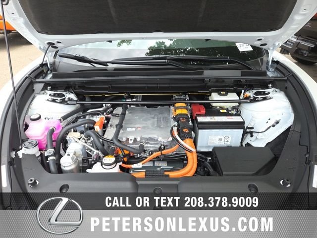 New 2026 Oxygen White Lexus  450e AWD image 10